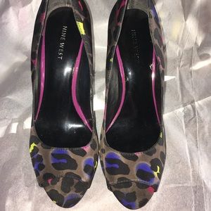 ✨💕A Cute Colorful Animal Print Heels. 💕✨